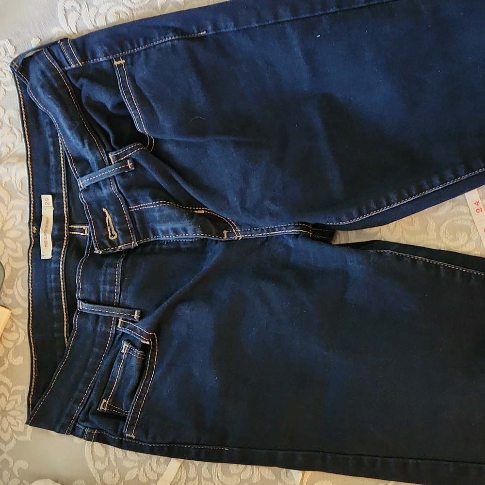 710 levis size 30 supper skinny